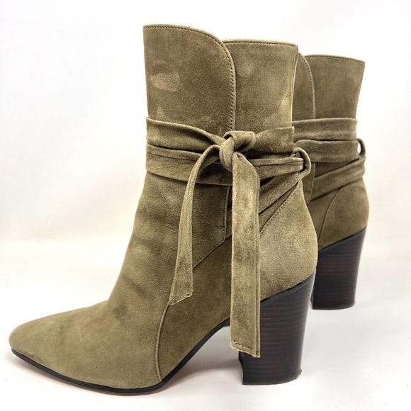 BANANA REPUBLIC Suede Bow Boots Olive Green Block Heel Women's Size 6 - Picture 1 of 9